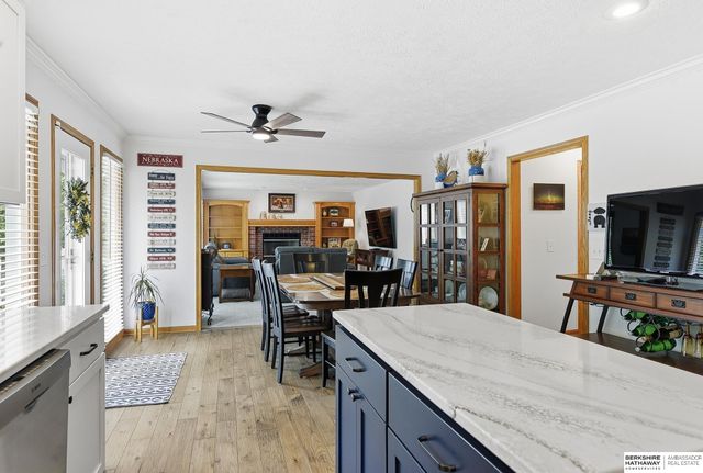2128 Liberty Lane, Papillion, NE 68133
