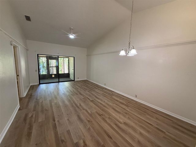 4052 NW 23RD CIRCLE, Gainesville, FL 32605