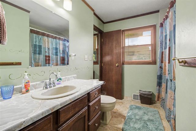 41141 Savage Road, Belleville, MI 48111