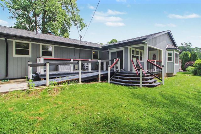 41141 Savage Road, Belleville, MI 48111