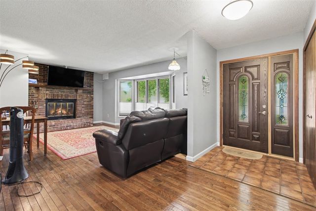 41141 Savage Road, Belleville, MI 48111