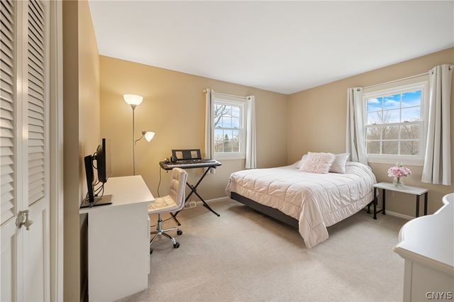 621 Deerfield Drive, Oneida, NY 13421