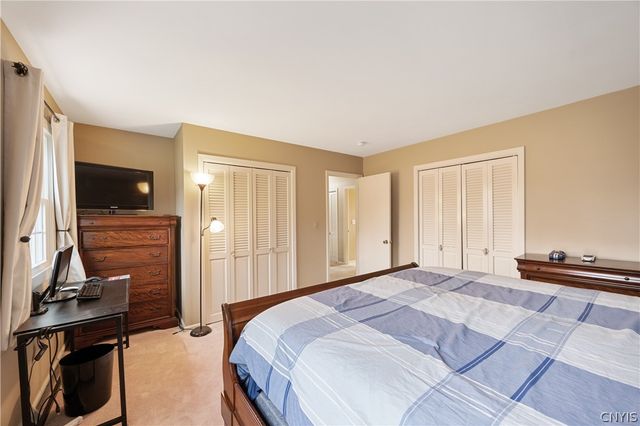 621 Deerfield Drive, Oneida, NY 13421