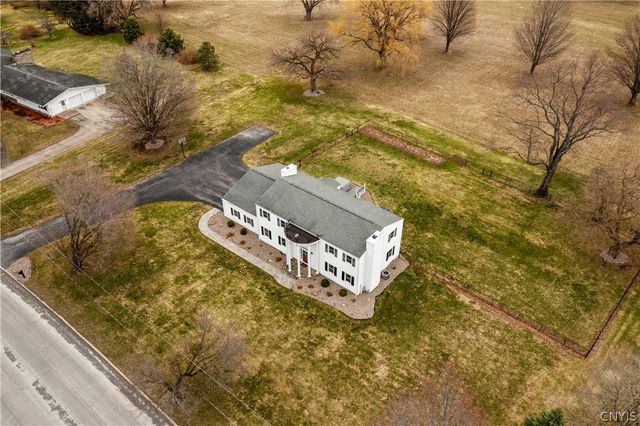 621 Deerfield Drive, Oneida, NY 13421