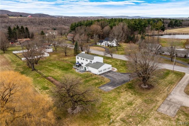 621 Deerfield Drive, Oneida, NY 13421