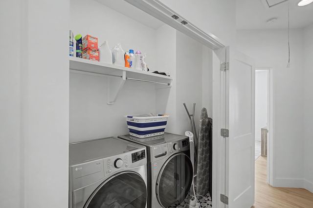 206 Ben Allen Rd Unit 4, Nashville, TN 37207