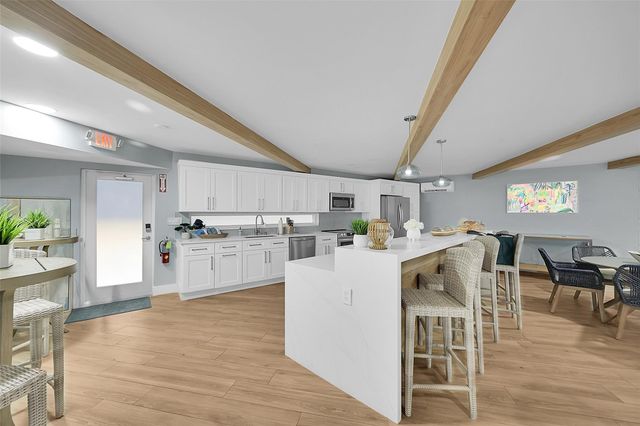 1530 S Ocean Boulevard 16, Pompano Beach, FL 33062