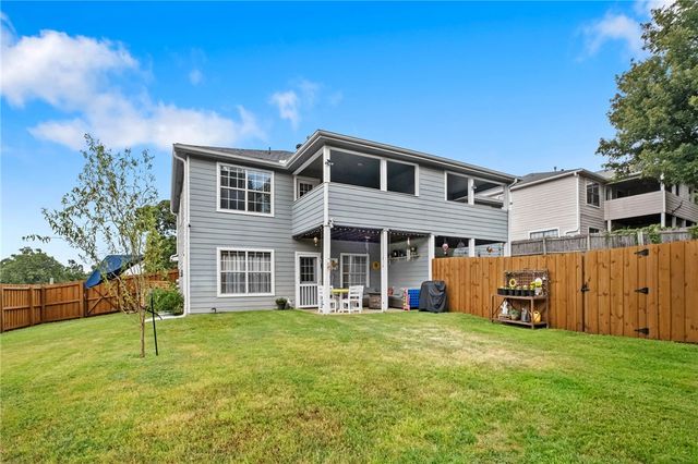 2901, 2903 E Sterling Court, Fayetteville, AR 72703