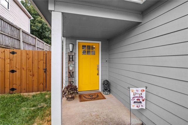 2901, 2903 E Sterling Court, Fayetteville, AR 72703