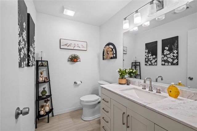 2901, 2903 E Sterling Court, Fayetteville, AR 72703