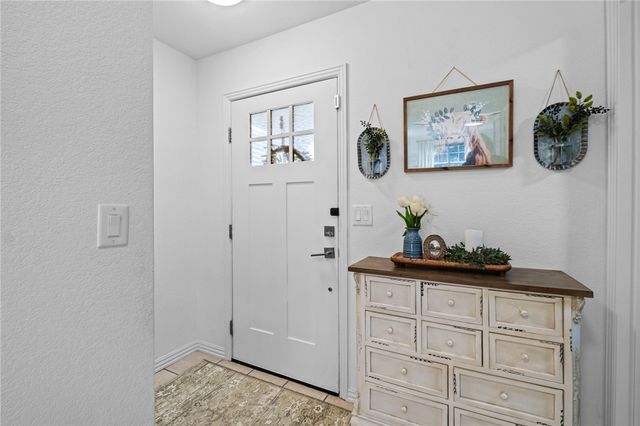 2901, 2903 E Sterling Court, Fayetteville, AR 72703