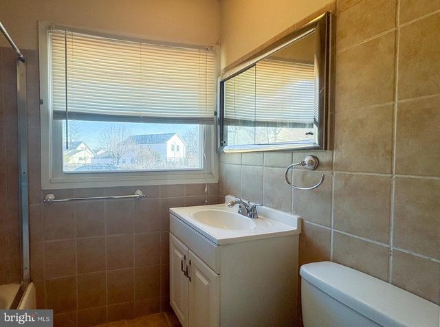 7 MARIGOLD LANE, Willingboro, NJ 08046