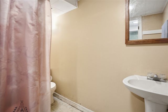 62 Hillcrest Avenue, Pawtucket, RI 02860