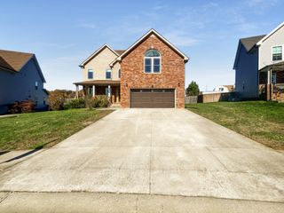 169 Kingstons Cv, Clarksville, TN 37042