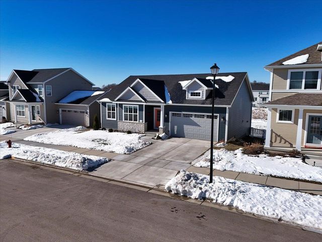 1222 Misty Forest Road, Sun Prairie, WI 53590