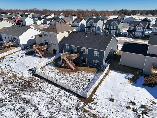 1222 Misty Forest Road, Sun Prairie, WI 53590