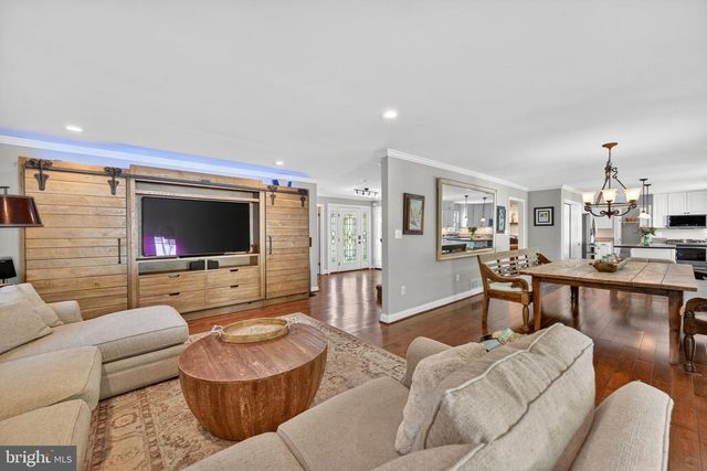 479 OLD ORCHARD CIR, Millersville, MD 21108
