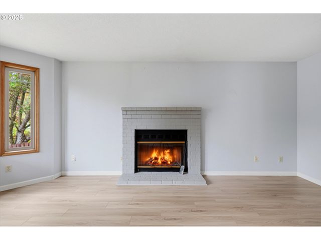 1745 OSTMAN Rd, West Linn, OR 97068