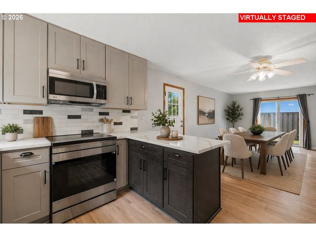 1745 OSTMAN Rd, West Linn, OR 97068