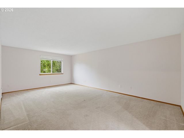 1745 OSTMAN Rd, West Linn, OR 97068