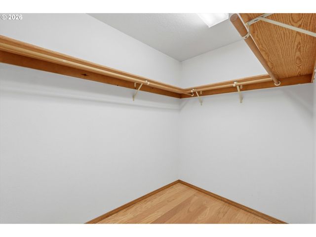 1745 OSTMAN Rd, West Linn, OR 97068