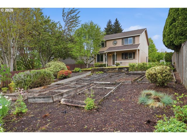 1745 OSTMAN Rd, West Linn, OR 97068