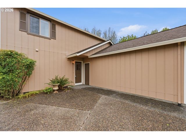 1745 OSTMAN Rd, West Linn, OR 97068