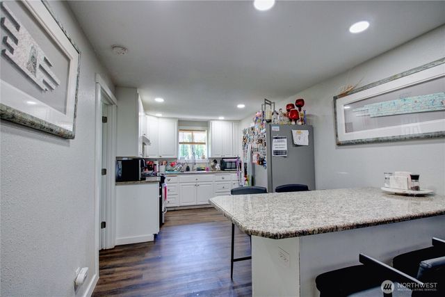 3312 E College Way, Mount Vernon, WA 98273