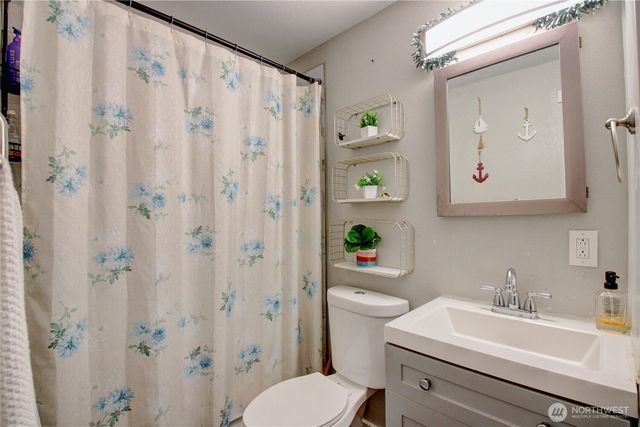 3312 E College Way, Mount Vernon, WA 98273