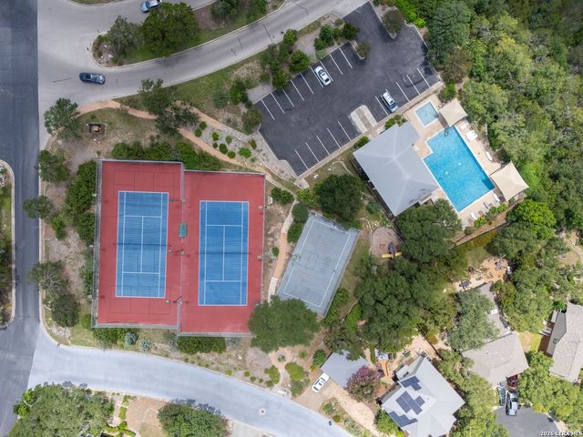 6430 Hill Creek Dr, San Antonio, TX 78256