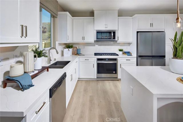 30952 Campania Road, Highland, CA 92346