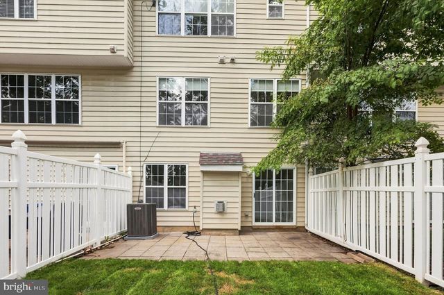 5 ALEXANDRA CT, Marlton, NJ 08053