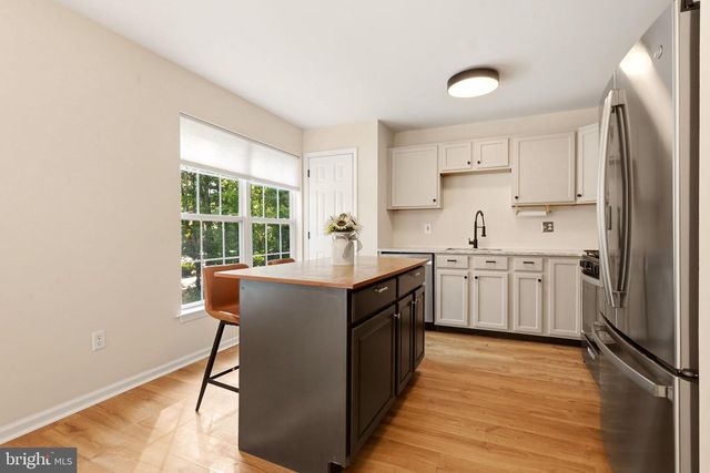 5 ALEXANDRA CT, Marlton, NJ 08053