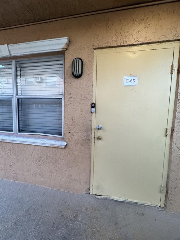 101 NE 41st St 65E, Oakland Park, FL 33334