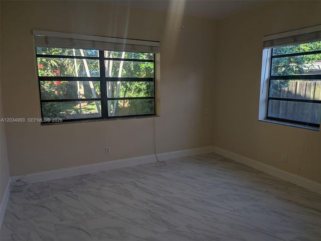 1104 NE 17th Ter 1-2, Fort Lauderdale, FL 33304