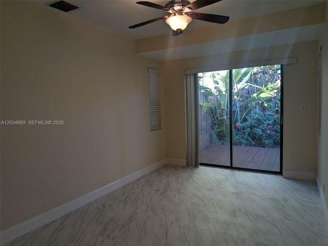1104 NE 17th Ter 1-2, Fort Lauderdale, FL 33304