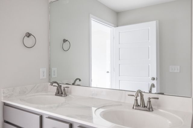 100 Billy Robb St Unit C, Greenbrier, TN 37073