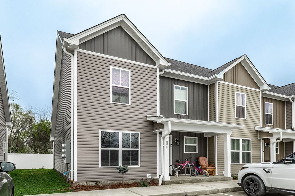 100 Billy Robb St Unit C, Greenbrier, TN 37073