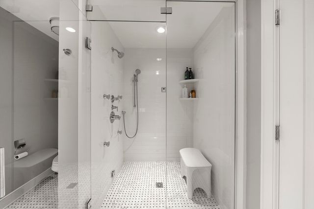 407 W 1st 302, Boston, MA 02127