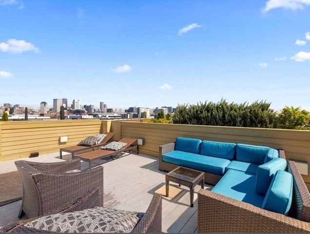407 W 1st 302, Boston, MA 02127
