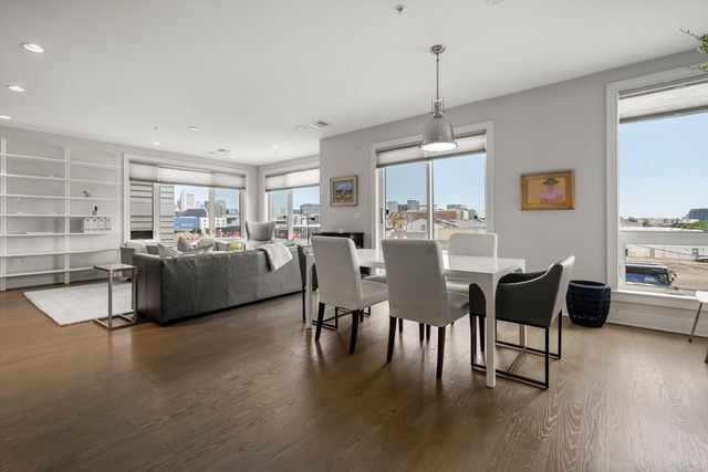 407 W 1st 302, Boston, MA 02127