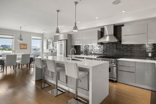 407 W 1st 302, Boston, MA 02127