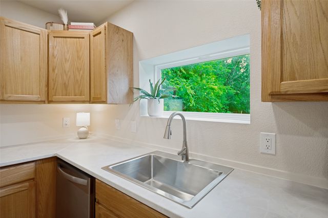 507 N 3rd Street, Midlothian, TX 76065