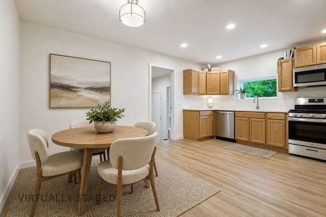 507 N 3rd Street, Midlothian, TX 76065