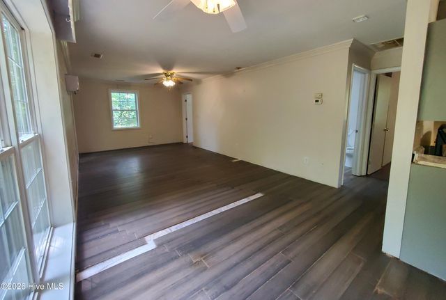 425 Colonial Landing Road SE, Bolivia, NC 28422