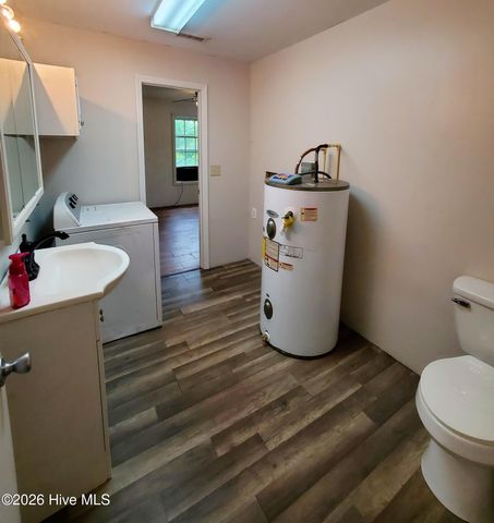 425 Colonial Landing Road SE, Bolivia, NC 28422
