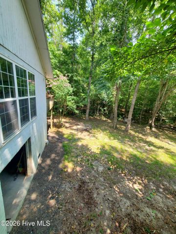 425 Colonial Landing Road SE, Bolivia, NC 28422