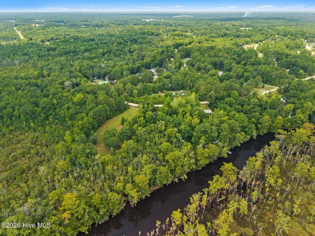 425 Colonial Landing Road SE, Bolivia, NC 28422
