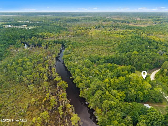 425 Colonial Landing Road SE, Bolivia, NC 28422