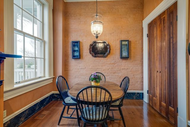 1711 Old Hillsboro Rd, Franklin, TN 37069